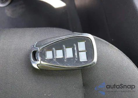 2021 Chevrolet Malibu Fwd Lt z USA, uszkodzony, nr VIN 1G1ZD5ST5MF066765